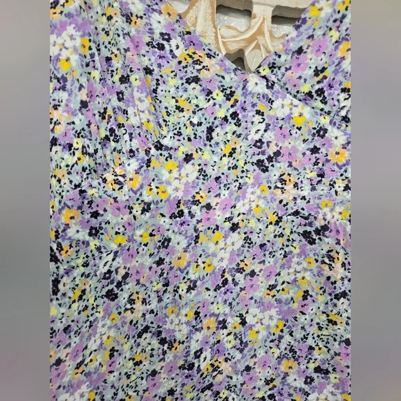 Zara Floral Ditzy Sleeveless Midi Dress with Slit - Picture 4 of 7
